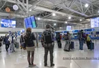 american airlines boarding gate lice